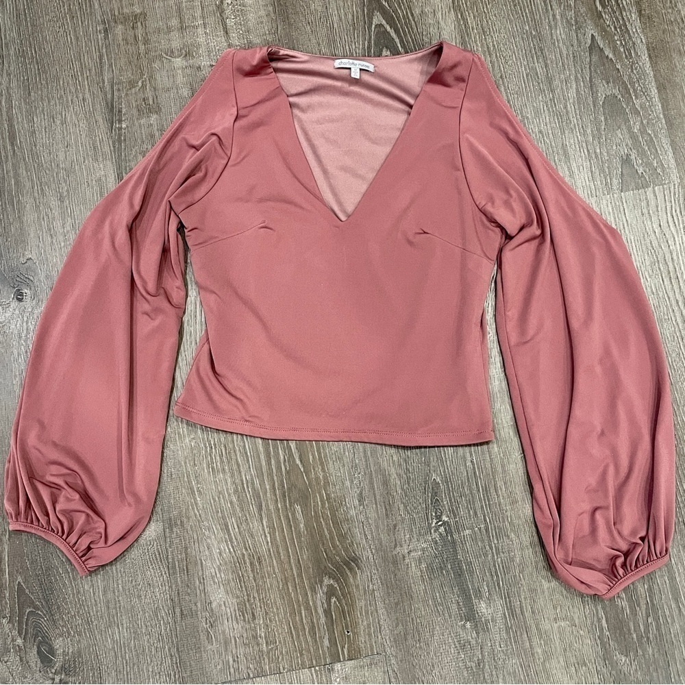 Charlotte Russe Cold Shoulder Long Sleeve Crop Top